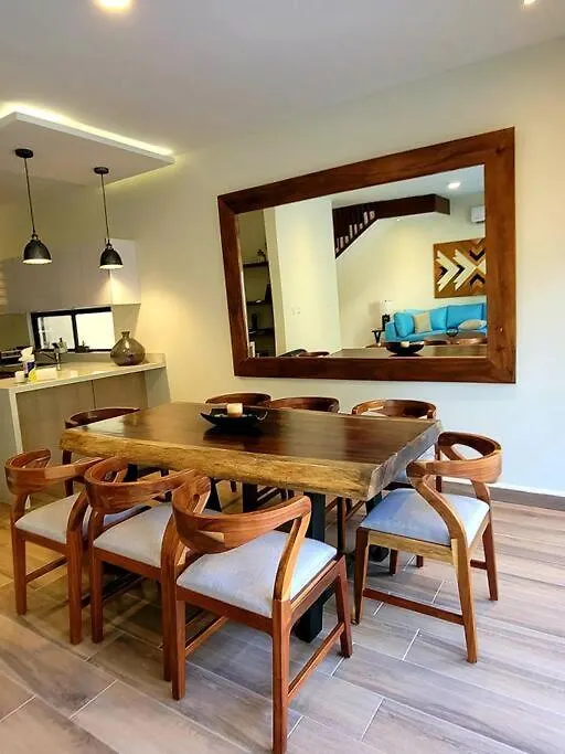 Amazing Dream Home In Gated Community 普拉亚卡门