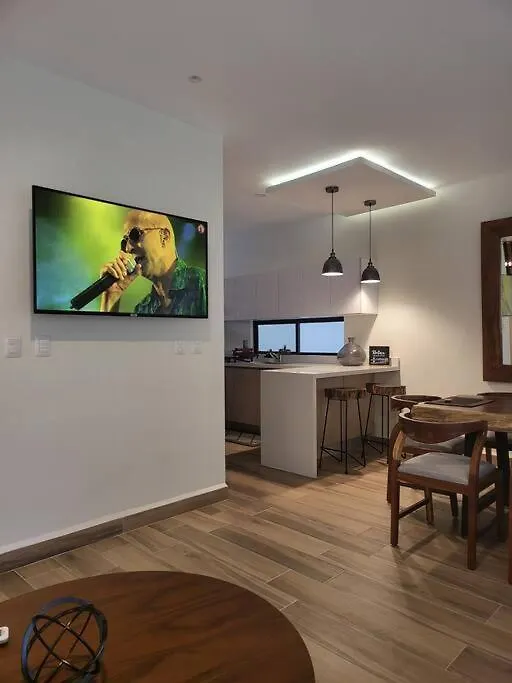 Amazing Dream Home In Gated Community 普拉亚卡门